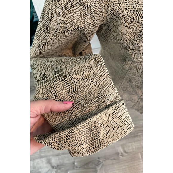 Vintage Women's Tan Leather Snakeskin Print Lined jacket Size M - Picture 4 of 11